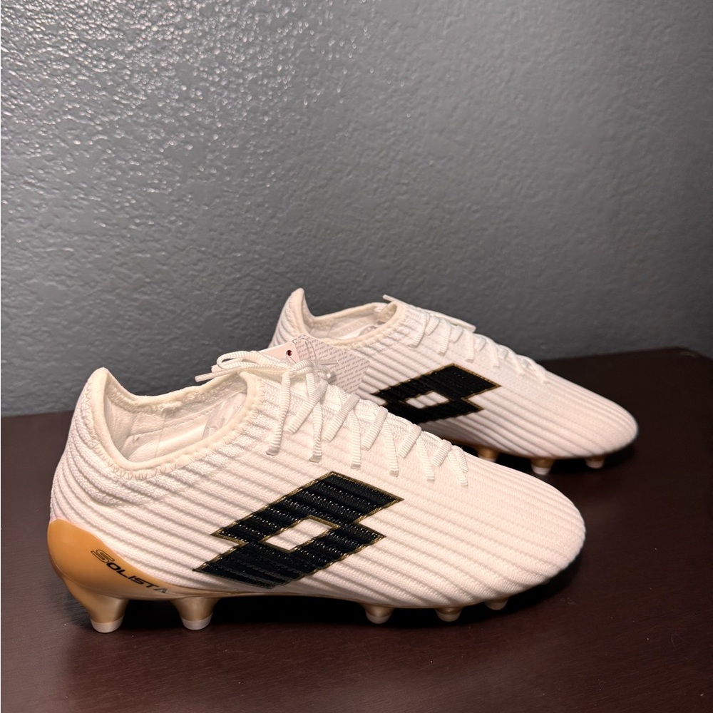 Lotto Mens Solista 200 III FG White Soccer Cleats Italy Size 5.5
